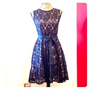 Betsy & Adam illusion tank lace dress